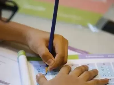 El gobierno confirm� el pago de $85.000 de Ayuda Escolar