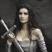 Laura Pausini estrenó “Yo Canto 2”, un tributo a los grandes éxitos en español