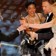 "Una batalla tras otra" se convierte en la gran ganadora de los premios Oscar 2026 con mejor película y dirección