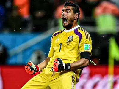 Sergio "Chiquito" Romero, el arquero r�cord de la Selecci�n Argentina cuelga los guantes