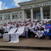 APUAP realiz� un "pa�uelazo" por el D�a Nacional de la Memoria, por la Verdad y la Justicia