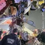 Tragedia en Nueva York: Dos muertos y 41 heridos tras choque de un avión con un camión de bomberos