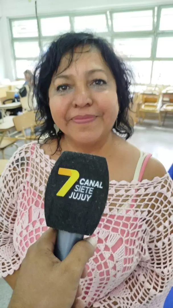 Josefina Maman�, autora del libro 