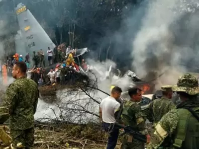 Avi�n de la Fuerza A�rea colombiana se estrell� con 120 pasajeros a bordo