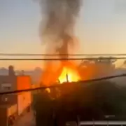 Incendio y explosiones en un depósito de garrafas desatan pánico en zona oeste del Gran Buenos Aires