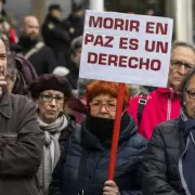 ¿Hasta cuándo el silencio? El espejo de Noelia: una agonía española que interpela el vacío legal en Argentina
