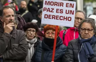 �Hasta cu�ndo el silencio? El espejo de Noelia: una agon�a espa�ola que interpela el vac�o legal en Argentina