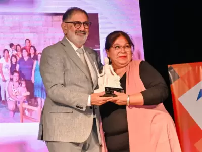 premios lola mora