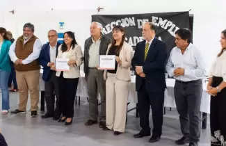 entrega de certificaciones de competencias en perico
