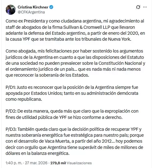 Cristina Fernández de Kirchner agradeció el labor de los abogados en la causa YPF a través de Twitter