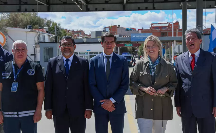 Inauguración de la remodelación y modernización tecnológica del puente internacional de La Quiaca