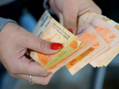Dinero de contado