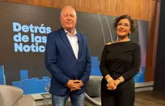 detr�s de las noticias 30 de marzo