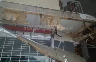 Ca�da de Mamposter�a en el edificio Procrear Jujuy