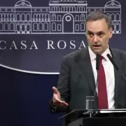 Manuel Adorni contrat� a un estudio de abogados para enfrentar las causas en Comodoro Py