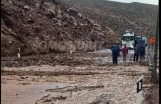 Deslizamiento de tierra en Ruta Nacional 52
