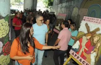 El intendente Ra�l �Chuli� Jorge visit� el tradicional Paseo de las Ermitas en el acceso al Cerro de la Cruz