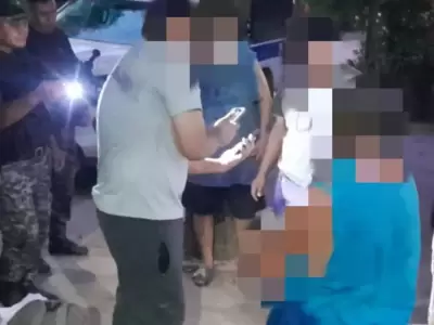 Persecuci�n en San Pedro: intent� huir en moto y descartar la mercader�a