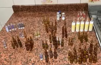Hallan muerto a otro enfermero con 50 ampollas de propofol y fentanilo en su departamento