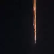 “Lluvia de fuego” en la Patagonia: qué eran las luces que cruzaron el cielo y generaron impacto