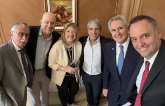 funcionarios