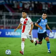 River jugó con diez hombres desde los cuatro minutos y empató 1-1 ante Blooming por la Copa Sudamericana