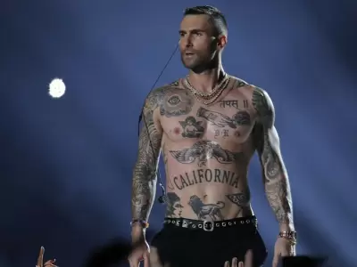 MAROON 5