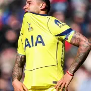 Preocupaci�n en la Selecci�n: Cuti Romero se lesion� y fue reemplazado entre l�grimas en el partido del Tottenham