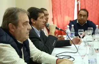 El gobernador Sadir encabez� un encuentro de gesti�n con jefes comunales de Quebrada y Puna