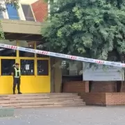Vuelven las clases en la escuela del ataque en San Cristóbal: regreso gradual y con contención
