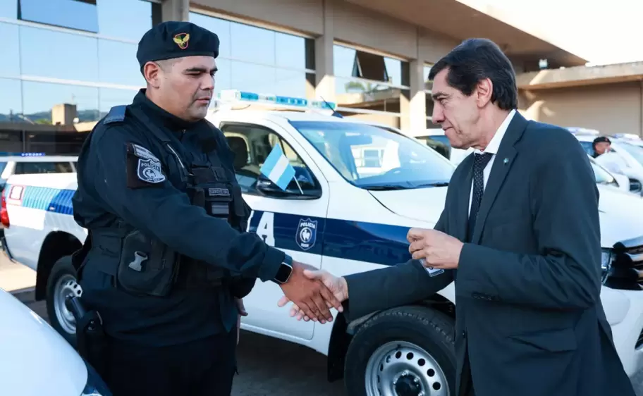 sadir y efectivo policial