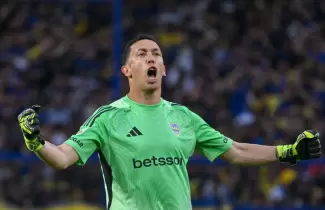 Agust�n Marchesin sufri� la rotura de ligamentos cruzados en el partido ante Barcelona de Ecuador por Copa Libertadores