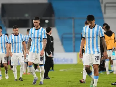 Dura derrota de Racing que complica su andar en la Sudamericana