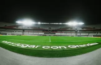 Por qu� no llega bien el c�sped de River al Supercl�sico: los motivos detr�s del "estado cr�tico" del Monumental