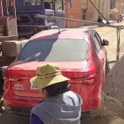 J�venes juje�os cruzaron a Bolivia por un paso no habilitado y les secuestraron el veh�culo