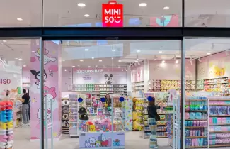 Furor por Miniso en Argentina: el gigante asi�tico abri� con acampes y cinco cuadras de fila