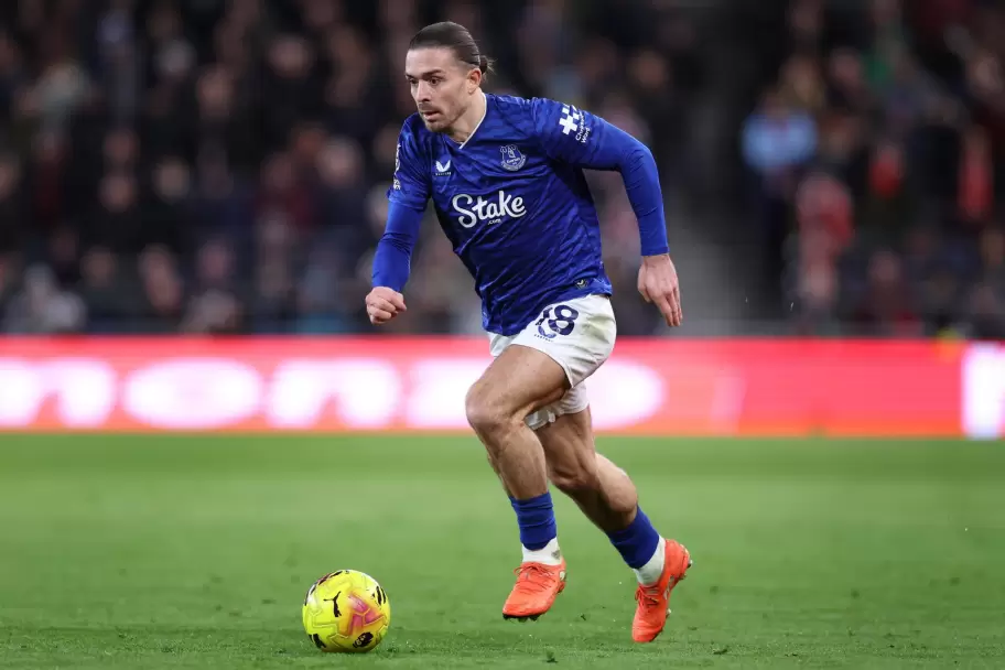 Jack Grealish sufri� una fractura en el pie izquierdo y debi� ser operado