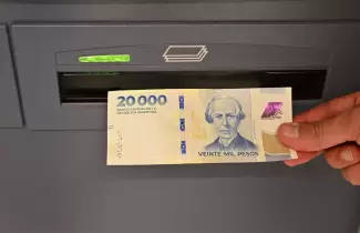 cajero 20 mil pesos