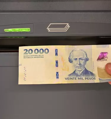 cajero 20 mil pesos
