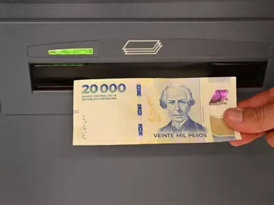 cajero 20 mil pesos