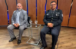 Ariel Gil Urquiola seguridad de la provincia y joaqu�n carillo jefe de la polic�a