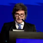 En medio del escándalo por el caso Adorni, Milei viajará a Madrid, Paraguay y al festejo del 4 de Julio en EE.UU.