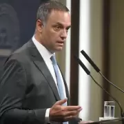 Analizan el celular del contratista que declaró contra Adorni en la causa por presunto enriquecimiento ilícito