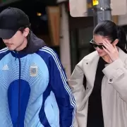 Timothée Chalamet con la campera de la Selección Argentina en Broadway: qué modelo histórico usó y cuánto cuesta