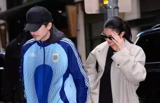 Timoth�e Chalamet con la campera de la Selecci�n Argentina en Broadway: qu� modelo hist�rico us� y cu�nto cuesta