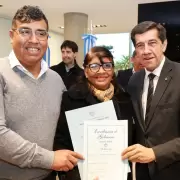 Sadir encabez� la entrega de escrituras a familias en el marco del programa "Mi lote, en regla"