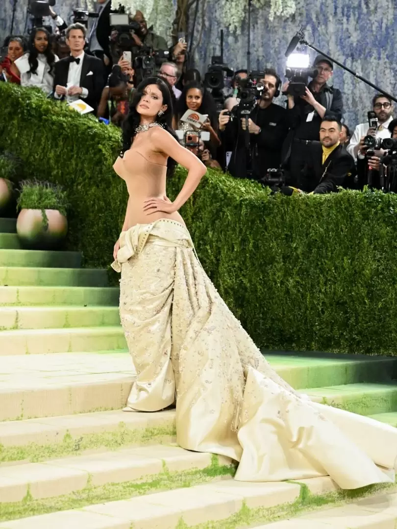 kylie y kendall jenner met gala