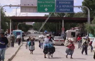 Paso fronterizo. Villaz�n-La Quiaca cerrado por paro de transporte de carga