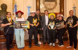 Sadir recibi� al Ballet Juventud Prolongada, consagrado campe�n en Brasil