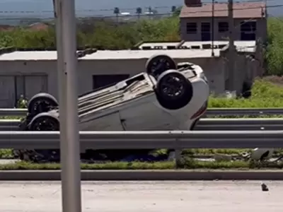 auto volcado en Ruta Provincial 1